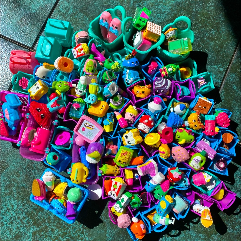 HUGE SHOPKINS COLLECTION!